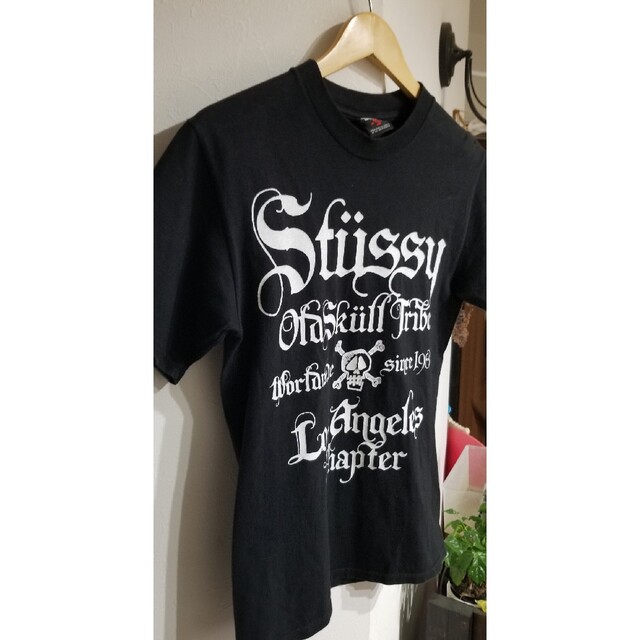 【LA限定・希少デザイン】stussy　ステゥーシー　スカルTシャツ　サイズS