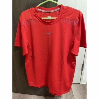 ナイキ(NIKE)のNIKE FIT DRY Tシャツ メッシュ SPARQ トレーニング L 赤(Tシャツ/カットソー(半袖/袖なし))