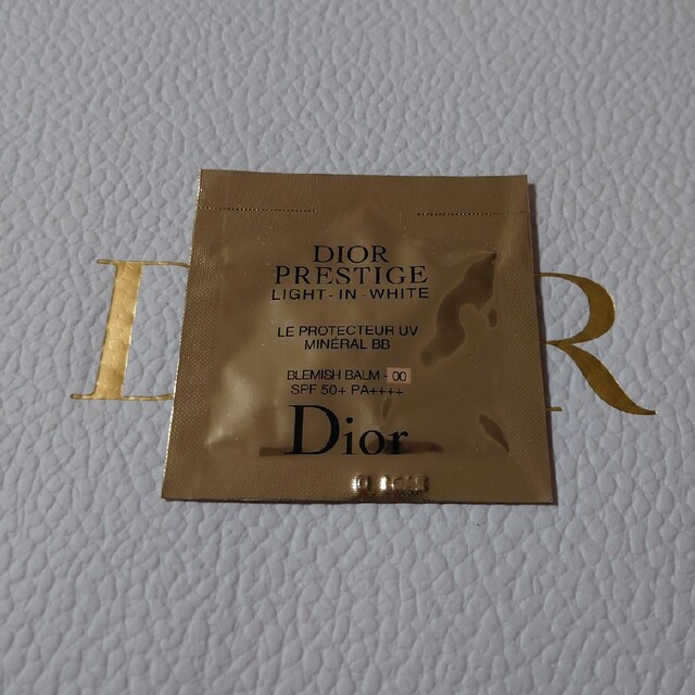 Dior(ディオール)のMi様専用　Dior　プレステージ ホワイトルプロテクター ＵＶミネラル BB コスメ/美容のベースメイク/化粧品(BBクリーム)の商品写真