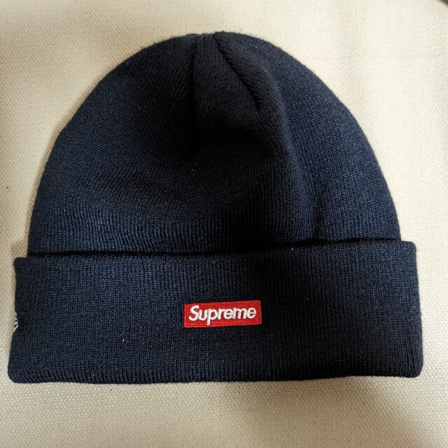 Supreme(シュプリーム)のsupreme sロゴビーニー［中古］ メンズの帽子(ニット帽/ビーニー)の商品写真