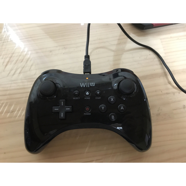 Wii U(ウィーユー)のWiiU Proコントローラー用充電USBケーブル エンタメ/ホビーのゲームソフト/ゲーム機本体(家庭用ゲーム機本体)の商品写真