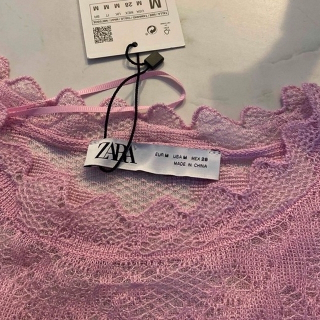 ZARA(ザラ)のZARA   レース付きニット  セーター　 Mサイズ　 レディースのトップス(ニット/セーター)の商品写真