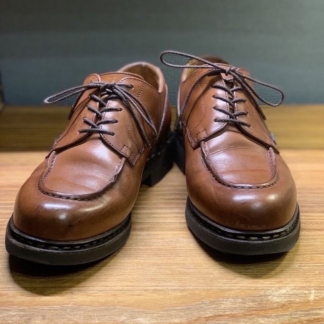 Paraboot(パラブーツ)のパラブーツ シャンボード ゴールド UK6.5 25.5センチ相当 メンズの靴/シューズ(ドレス/ビジネス)の商品写真