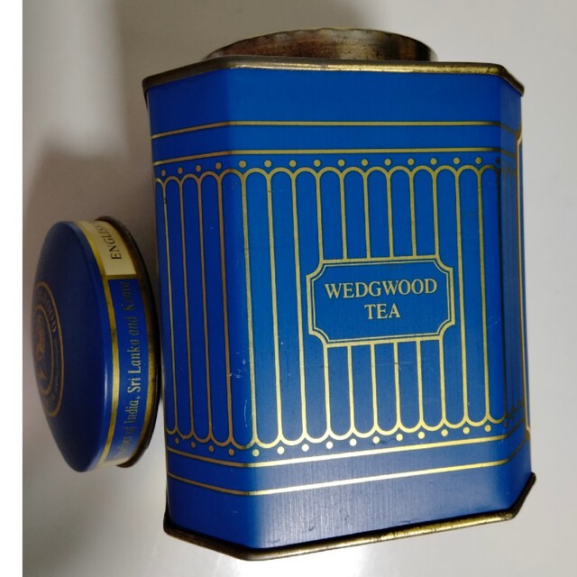 WEDGWOOD(ウェッジウッド)の> 紅茶空き缶 Wedgwood 全長10.9㎝ 99g小物入れ リメイク デコ インテリア/住まい/日用品のインテリア小物(小物入れ)の商品写真