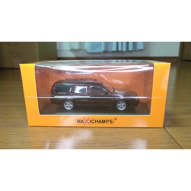 希少 1/43 ボルボ 850エステート 1994 メタリックダークレッド 希少 1/43 ボルボ 850エステート 1994 メタリックダークレッド