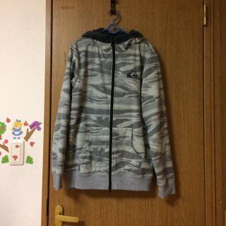 クイックシルバー(QUIKSILVER)の美品クイックシルバー高性能パーカー 防風 撥水(パーカー)