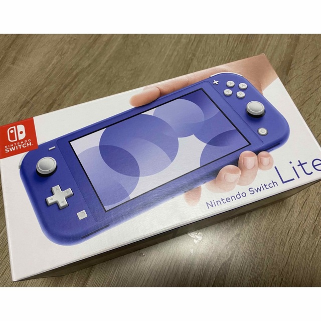 新品　Nintendo ニンテンドー Switch Lite ブルー