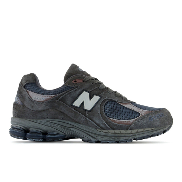 newbalance 2002RXA goretex vintege