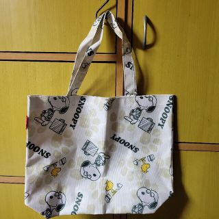 スヌーピー(SNOOPY)の新品未使用　PEANUTS『スヌーピーブレンズ・ナイロントートバッグ』防水(トートバッグ)