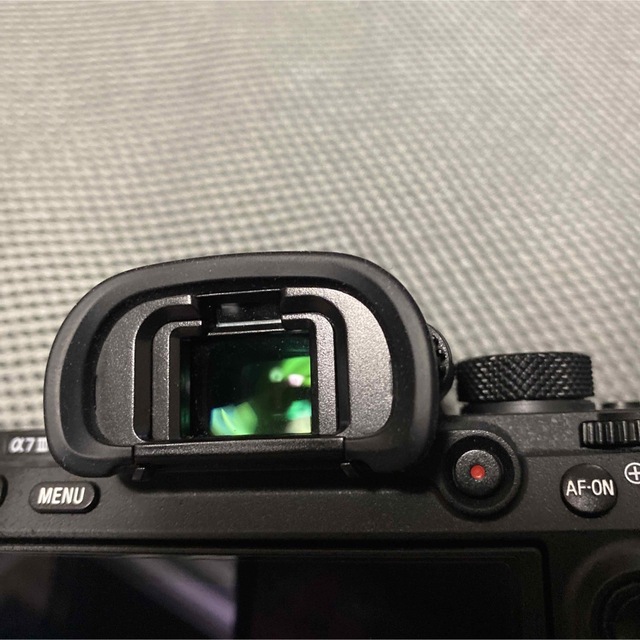 SONY(ソニー)のSONY α7iii 元箱本体のみ スマホ/家電/カメラのカメラ(ミラーレス一眼)の商品写真