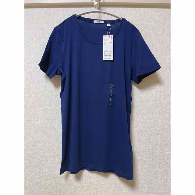 UNIQLO(ユニクロ)の★UNIQLO クルーネックT Lサイズ 未使用 レディースのトップス(Tシャツ(半袖/袖なし))の商品写真