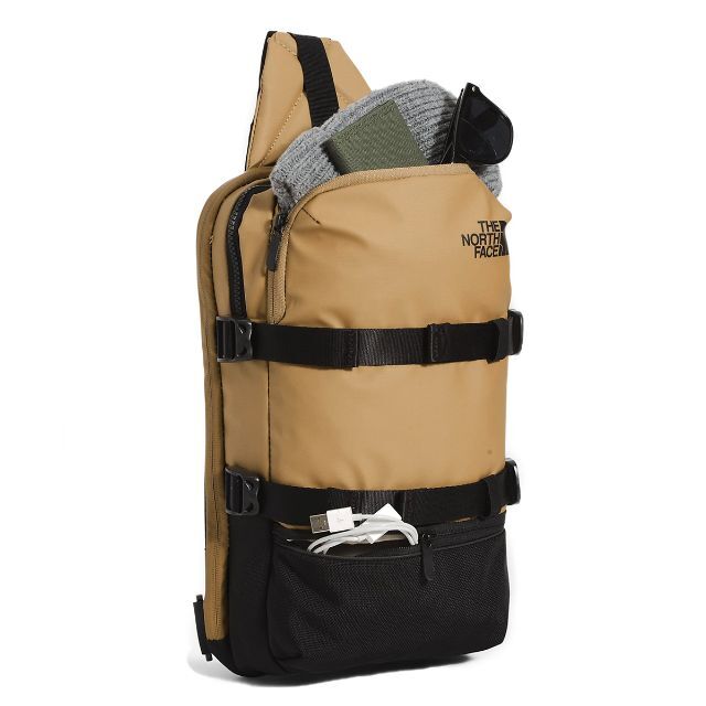 THE NORTH FACE(ザノースフェイス)のノースフェイス★Aタン COMMUTER ショルダーバッグ ボディバッグ メンズのバッグ(ボディーバッグ)の商品写真