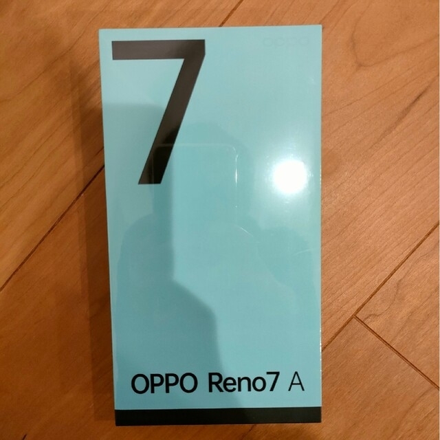 OPPO(オッポ)の新品未開封　OPPO Reno7 a　オッポ スマホ/家電/カメラのスマートフォン/携帯電話(スマートフォン本体)の商品写真