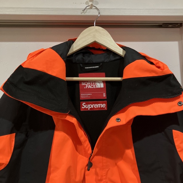 Supreme(シュプリーム)のSupreme NORTHFACE Mountain Light Jacket メンズのジャケット/アウター(マウンテンパーカー)の商品写真