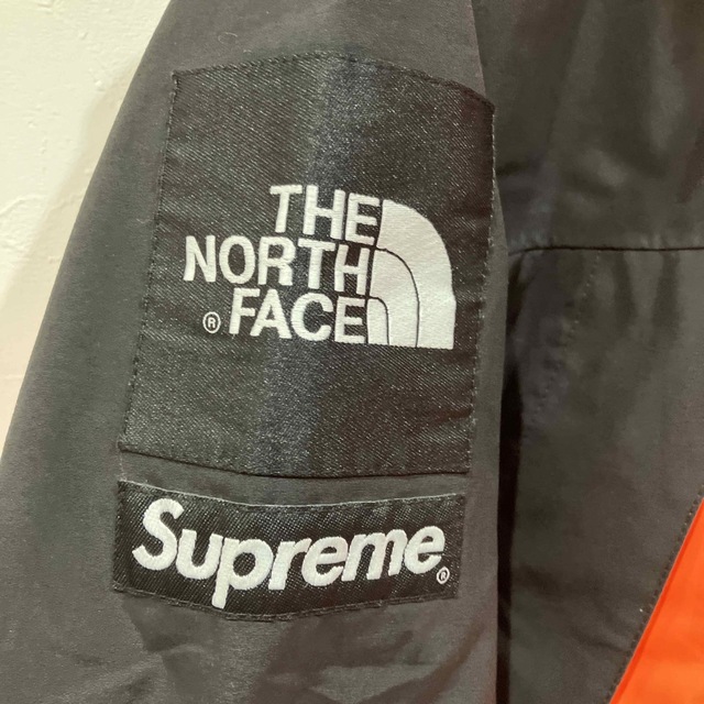 Supreme(シュプリーム)のSupreme NORTHFACE Mountain Light Jacket メンズのジャケット/アウター(マウンテンパーカー)の商品写真