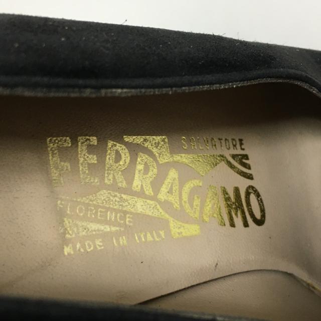 Salvatore Ferragamo(サルヴァトーレフェラガモ)のサルバトーレフェラガモ パンプス 6 1/2C - レディースの靴/シューズ(ハイヒール/パンプス)の商品写真