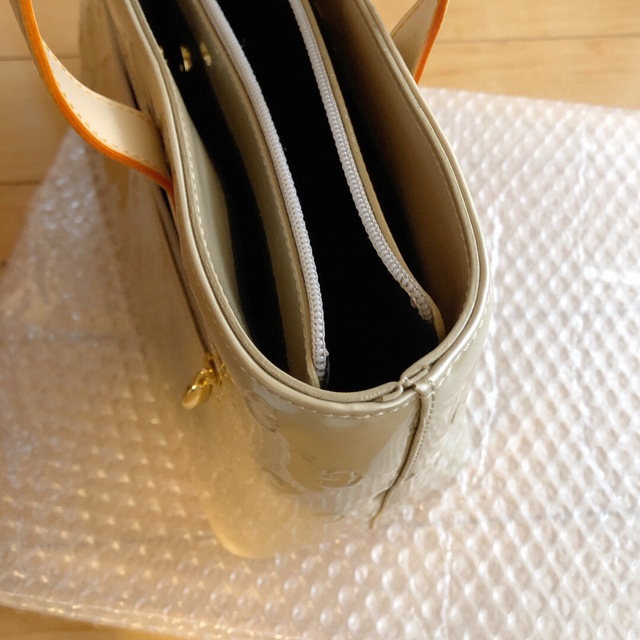 新品未使用品☆GILLIANバッグの通販 by かなちゃん's shop|ラクマ 新品未使用品☆GILLIANバッグの通販 by かなちゃん's shop|ラクマ