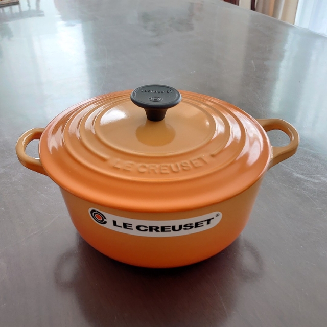 LE CREUSET(ルクルーゼ)のnori様専用　ル・クルーゼ　ココット ロンド　20cm インテリア/住まい/日用品のキッチン/食器(鍋/フライパン)の商品写真