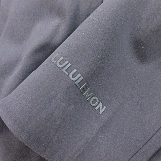 lululemon(ルルレモン)のルルレモン RepelShell レインジャケット コート フーディ 黒 10 レディースのファッション小物(レインコート)の商品写真
