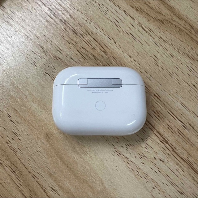 Apple AirPods Pro アップル　エアポッズ　プロ　充電ケースのみ 1