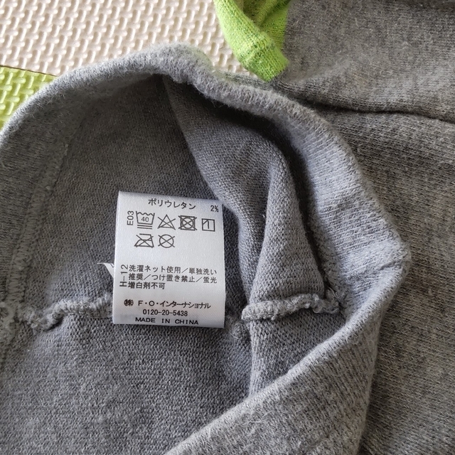 F.O.Factory(エフオーファクトリー)のF.O.とノーブランドのニット素材スパッツ２本組 キッズ/ベビー/マタニティのキッズ服女の子用(90cm~)(パンツ/スパッツ)の商品写真