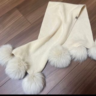 全長約112cm【美品】FOXEY カシミア100%♡リアルフォックスファーポンポン付きマフラー