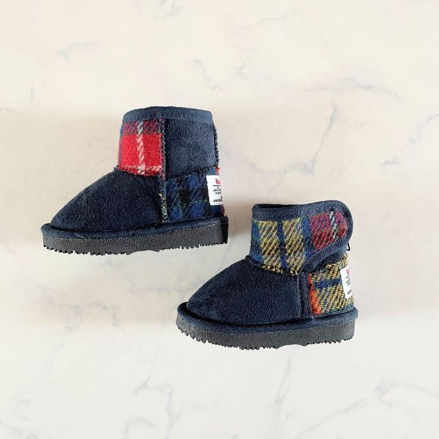 Harris Tweed(ハリスツイード)の【新品】13cm しまむら ハリスツイード ムートンブーツ 子供ブーツ あったか キッズ/ベビー/マタニティのベビー靴/シューズ(~14cm)(ブーツ)の商品写真