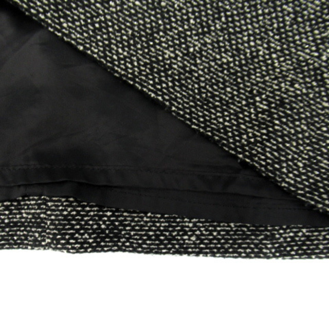 INDIVI(インディヴィ)のインディヴィ INDIVI フレアスカート ひざ丈 ツイード 38 黒 ブラック レディースのスカート(ひざ丈スカート)の商品写真