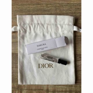 ディオール(Dior)のdior サクラ　ポーチ付き(香水(女性用))
