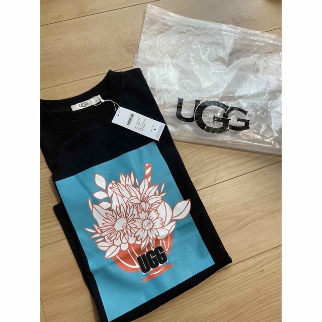 UGG 半袖Tシャツ Sサイズ