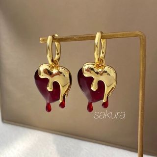 ハートピアス　フープピアス(ピアス)