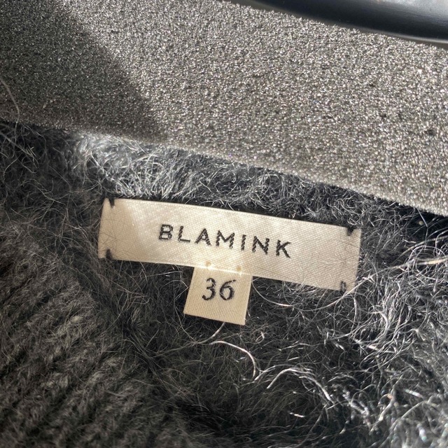 BLAMINK(ブラミンク)のblamink ブラミンク カシミヤファー クルーネック ニット グレー  36 レディースのトップス(ニット/セーター)の商品写真