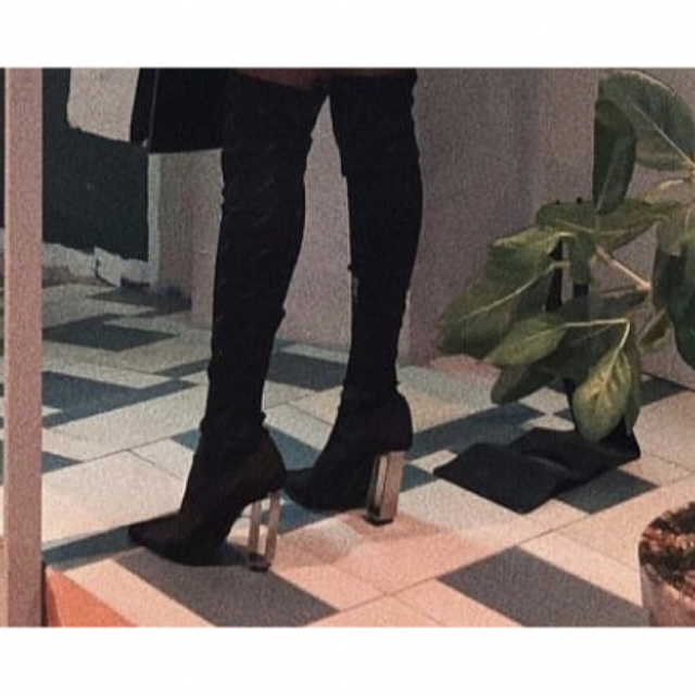 YELLO ロングブーツ レディースの靴/シューズ(ブーツ)の商品写真