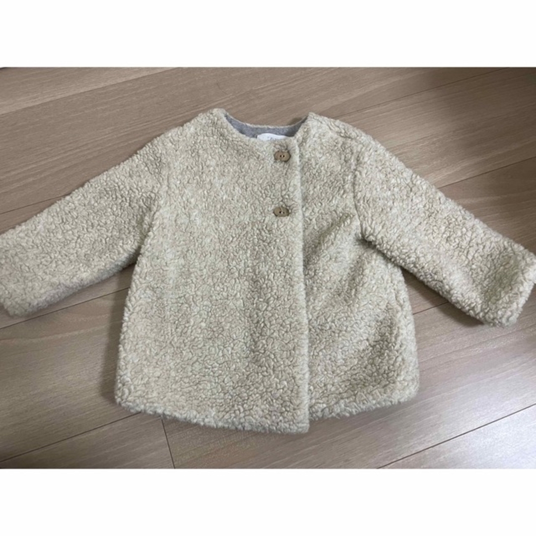 ZARA KIDS(ザラキッズ)の中古品 ZARA babyボアコート ジャケット オフホワイト 18-24m キッズ/ベビー/マタニティのキッズ服女の子用(90cm~)(コート)の商品写真