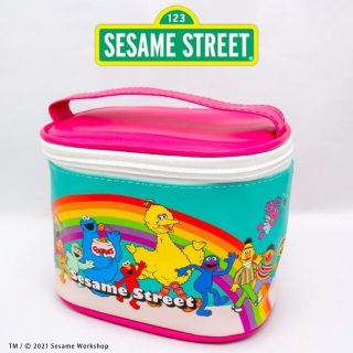 セサミストリート(SESAME STREET)の新品未使用✰ セサミストリート ポーチ 化粧ポーチ メイクポーチ バニティポーチ(ポーチ)