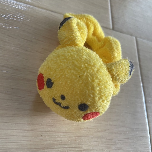 ポケモン(ポケモン)のmonpoke ポケモン　スタイ　おもちゃ キッズ/ベビー/マタニティのこども用ファッション小物(ベビースタイ/よだれかけ)の商品写真