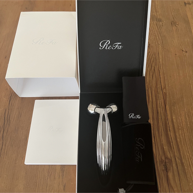 リファカラットレイフェイス　ReFa CARAT RAY FACEスキンケア/基礎化粧品