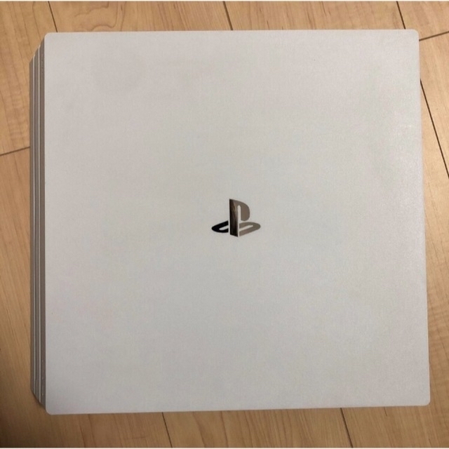 PlayStation4(プレイステーション4)の動作確認済み プレイステーション4 PRO CUH 7200 B PS4 1TB エンタメ/ホビーのゲームソフト/ゲーム機本体(家庭用ゲーム機本体)の商品写真