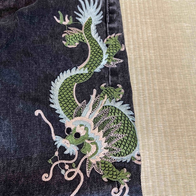 Gucci - GUCCI ドラゴンエンブロイダリージーンズの通販 by ママ侍's