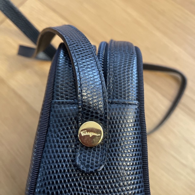 Salvatore Ferragamo - フェラガモ ショルダー 斜めがけバッグの通販