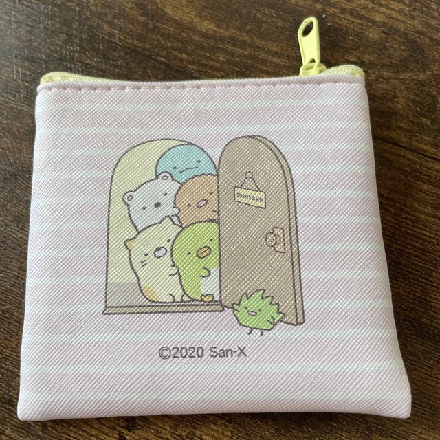 すみっコぐらし(スミッコグラシ)のすみっこぐらし♡ポーチ　美品 エンタメ/ホビーのおもちゃ/ぬいぐるみ(キャラクターグッズ)の商品写真