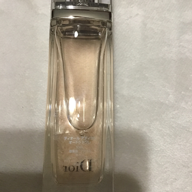 Dior(ディオール)のディオール　香水　50ml 最終価格 コスメ/美容の香水(香水(女性用))の商品写真