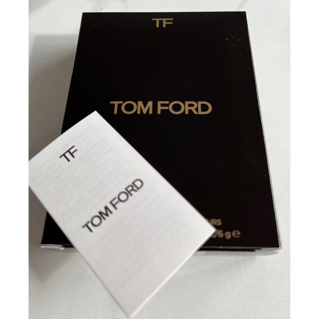 TOM FORD(トムフォード)のトムフォード　アイカラー　クォード　04 サスピション コスメ/美容のベースメイク/化粧品(アイシャドウ)の商品写真