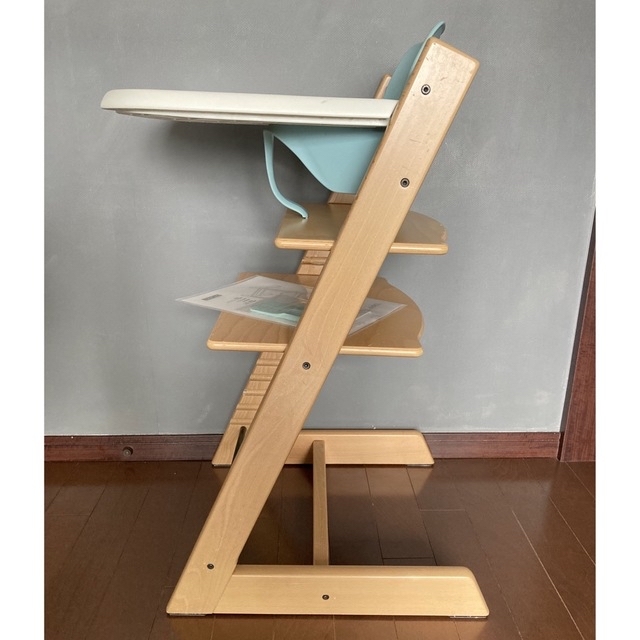 Stokke(ストッケ)の希少品　セレクトショップ仕様　ストッケ　トリップ　トラップ　ベビーガード&トレー インテリア/住まい/日用品の椅子/チェア(その他)の商品写真