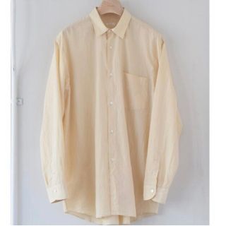 コモリ(COMOLI)の【19ss/希少品】comoli シャツ エクリュ サイズ 2(シャツ)