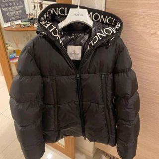 モンクレール ダウンジャケット(メンズ)の通販 7,000点以上 | MONCLER ...