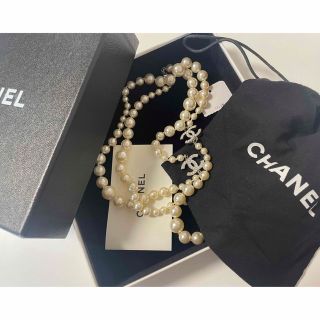 シャネル(CHANEL)のCHANELロングパールネックレス　正規品(ネックレス)