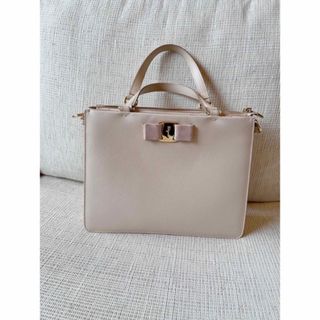 サルヴァトーレフェラガモ(Salvatore Ferragamo)のフェラガモバッグ(ショルダーバッグ)