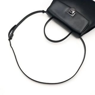 美品 ジバンシィ GIVENCHY ショルダーバッグ 03-23021308