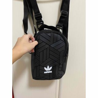 アディダス(adidas)のadidasミニバッグ(リュック/バックパック)